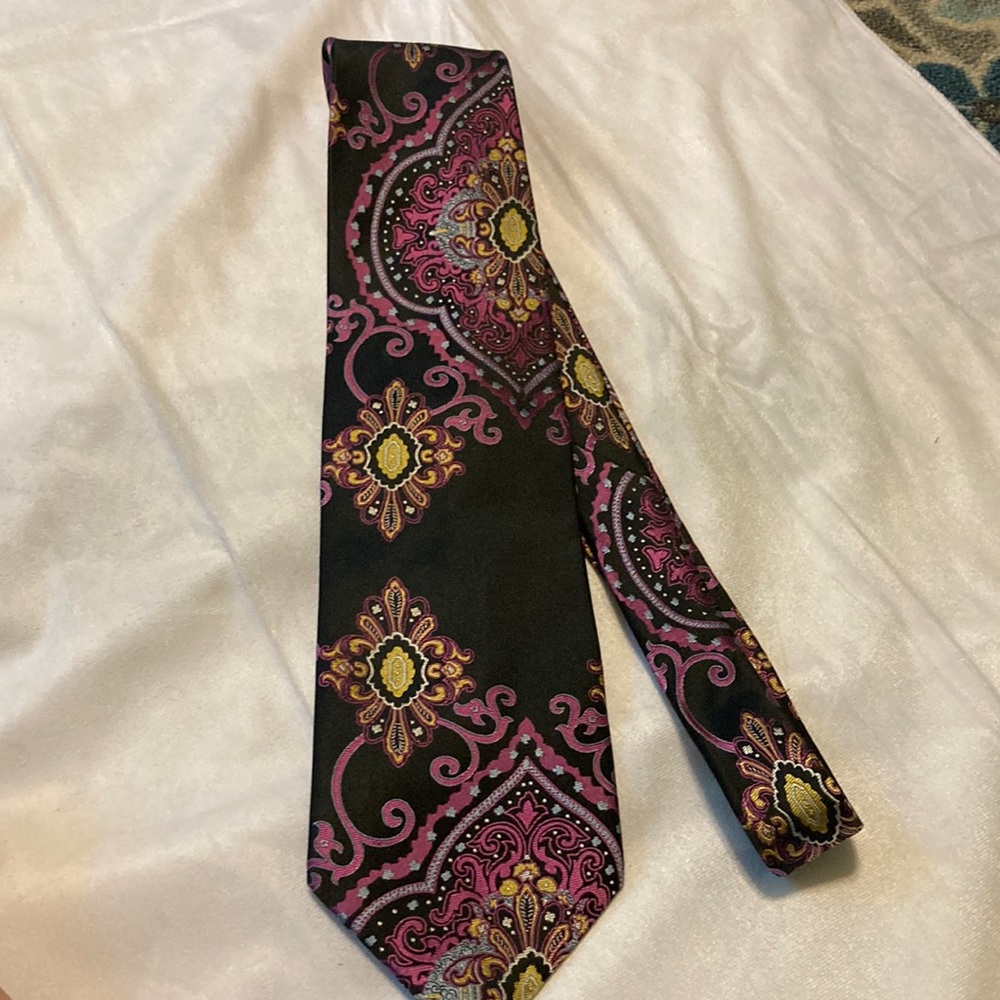 Steve Harvey all silk tie
